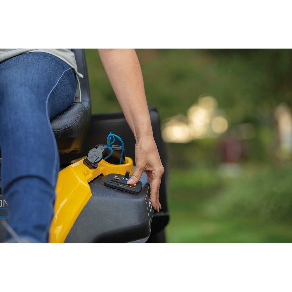 Cub Cadet CC30E 2000x2000 7.jpeg
