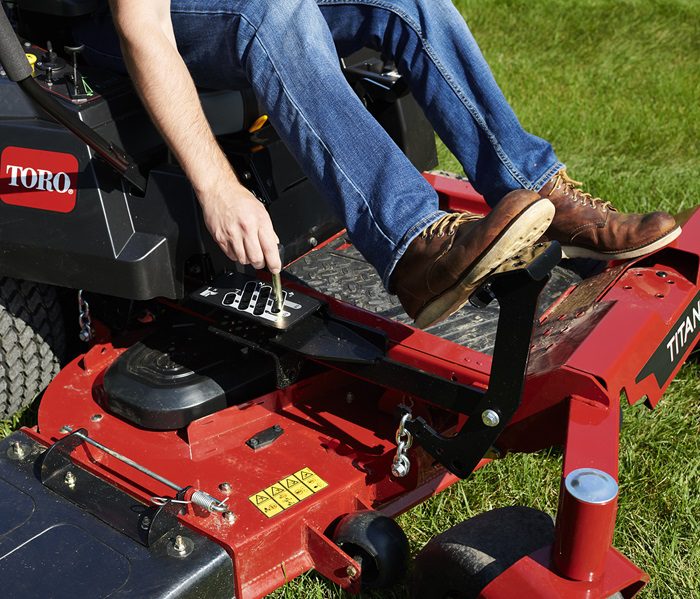 Ftr Toro Foot Lift Assist Titan 1600x1369