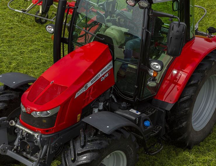 Mf 5700 S Feature Work In Comfort 740x568