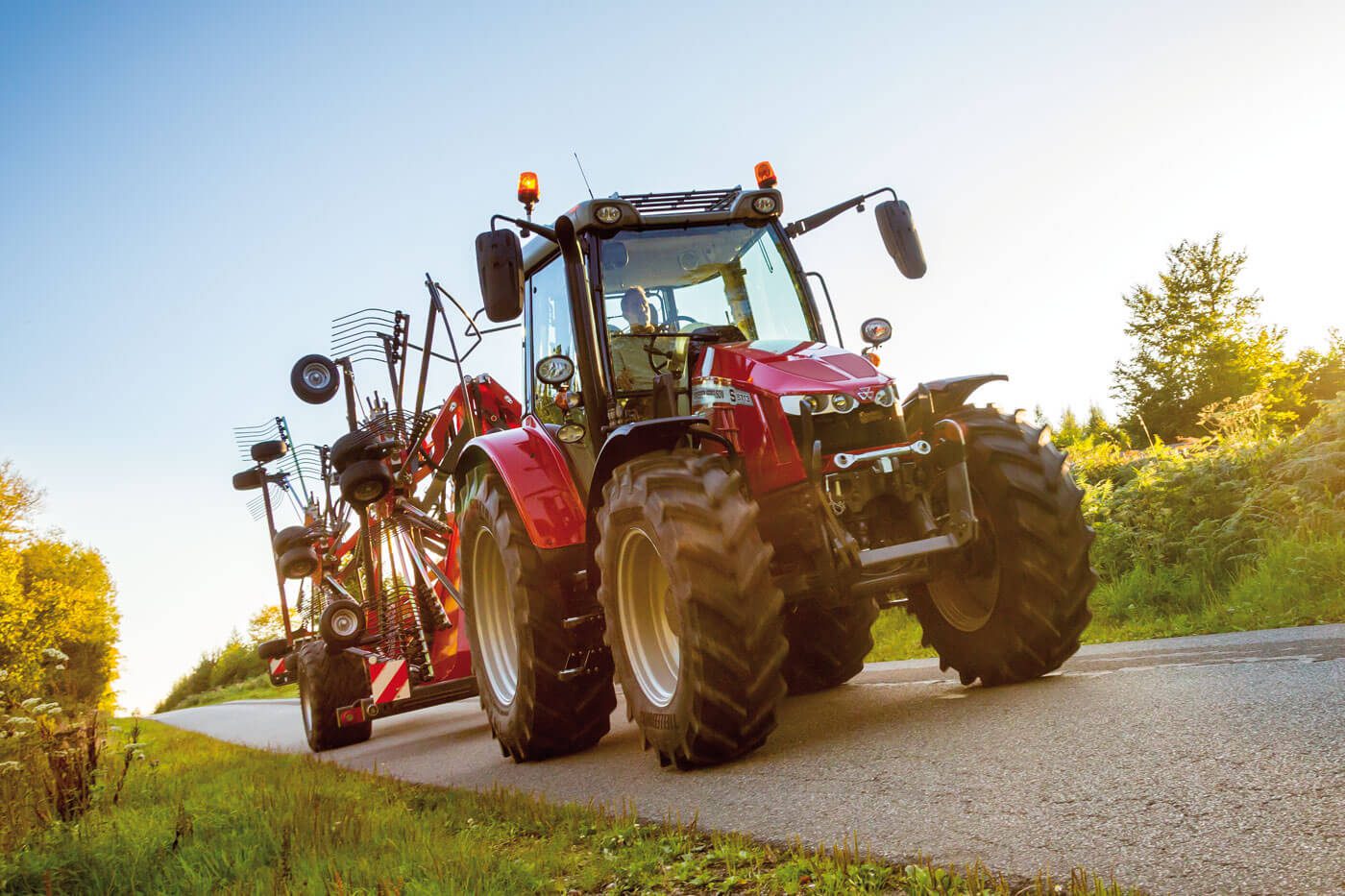 Mf 5700 S Gallery 01 1400x933