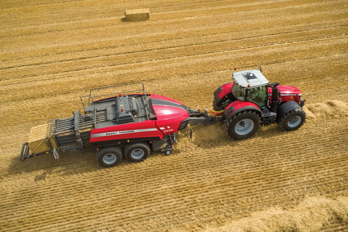 Mf 8700 S Key Benefit Efficient Drivetrain 1400x933