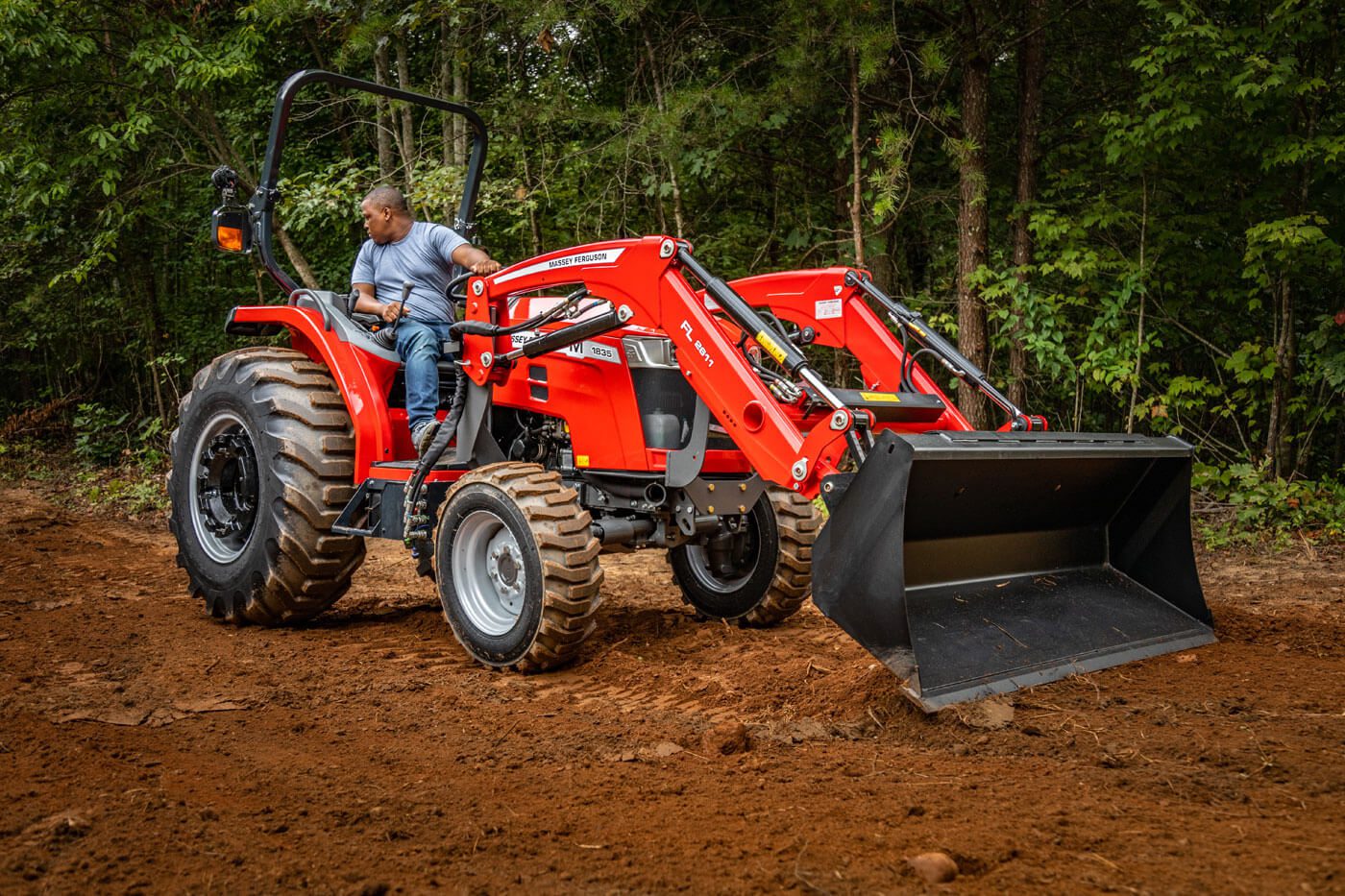 Mf1835M Gallery02 Platform Loader August 2020 Cleveland Georgia 668A4797