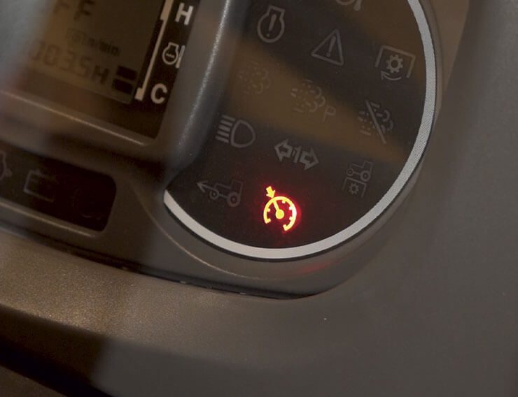 Mseries Feature Cruise Control 740x568